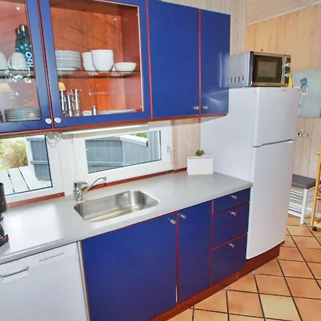 7 Person In Hemmet-by Traum Falen