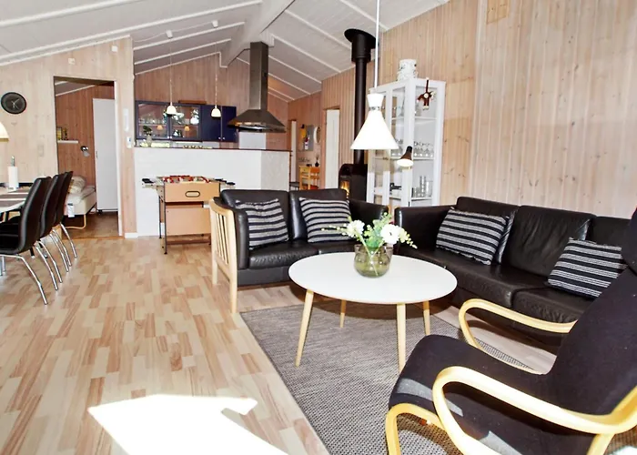 7 Person In Hemmet-by Traum *